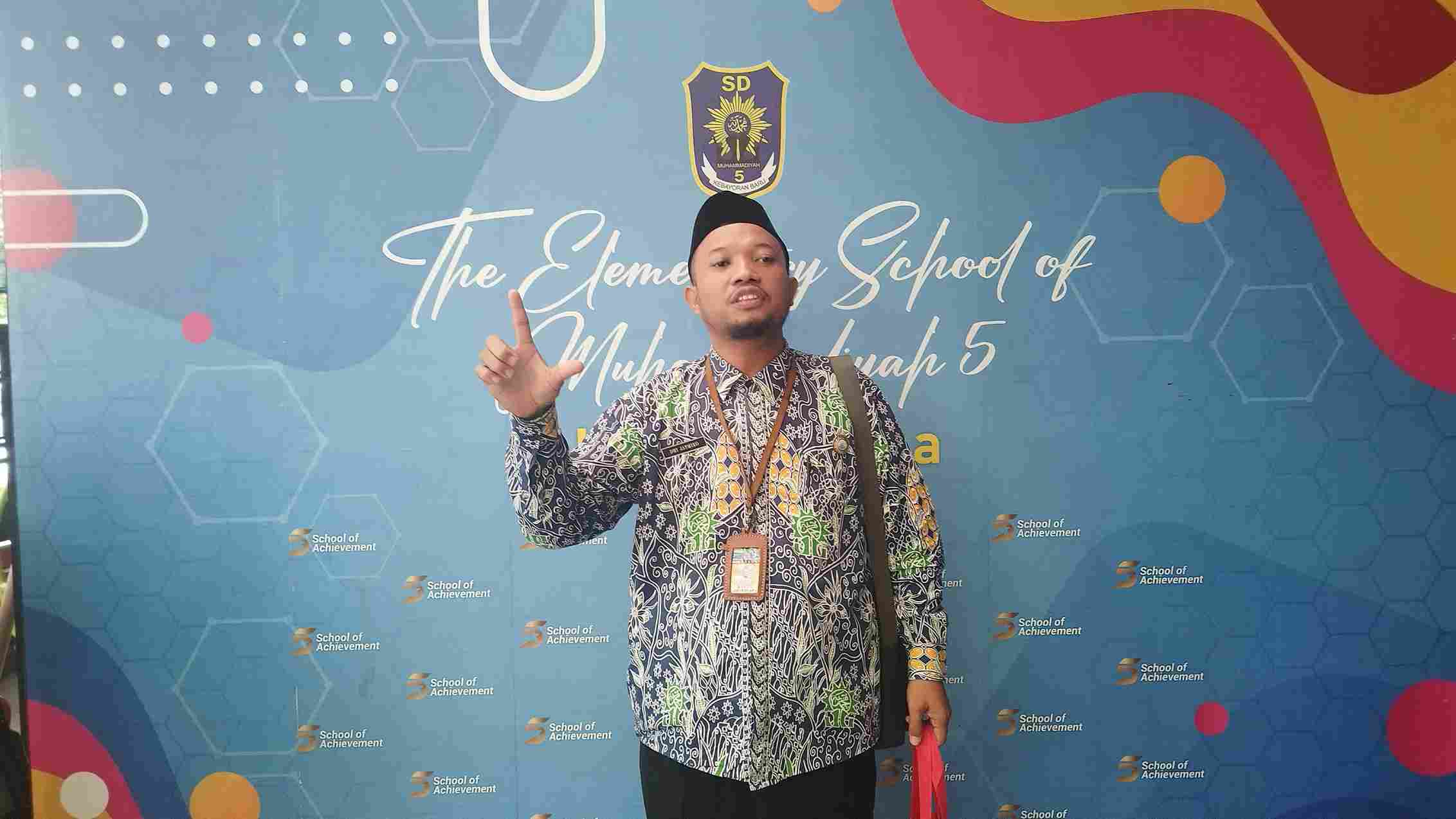 Dwi Jatmiko bukan hanya unggul dalam kapasitas akademik dan dakwah, tetapi juga sebagai praktisi kehumasan profesional yang memperkuat branding dan komunikasi institusi pendidikan Muhammadiyah
