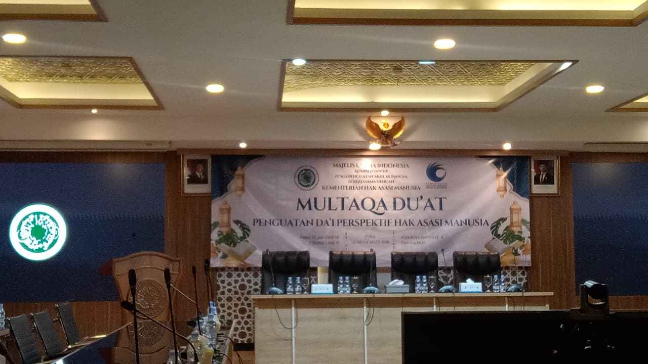 Salah satu tugas utama dai hari ini adalah menjadikan teknologi informasi sebagai media dakwah. Kita tidak bisa lagi menutup mata dari derasnya arus digitalisasi